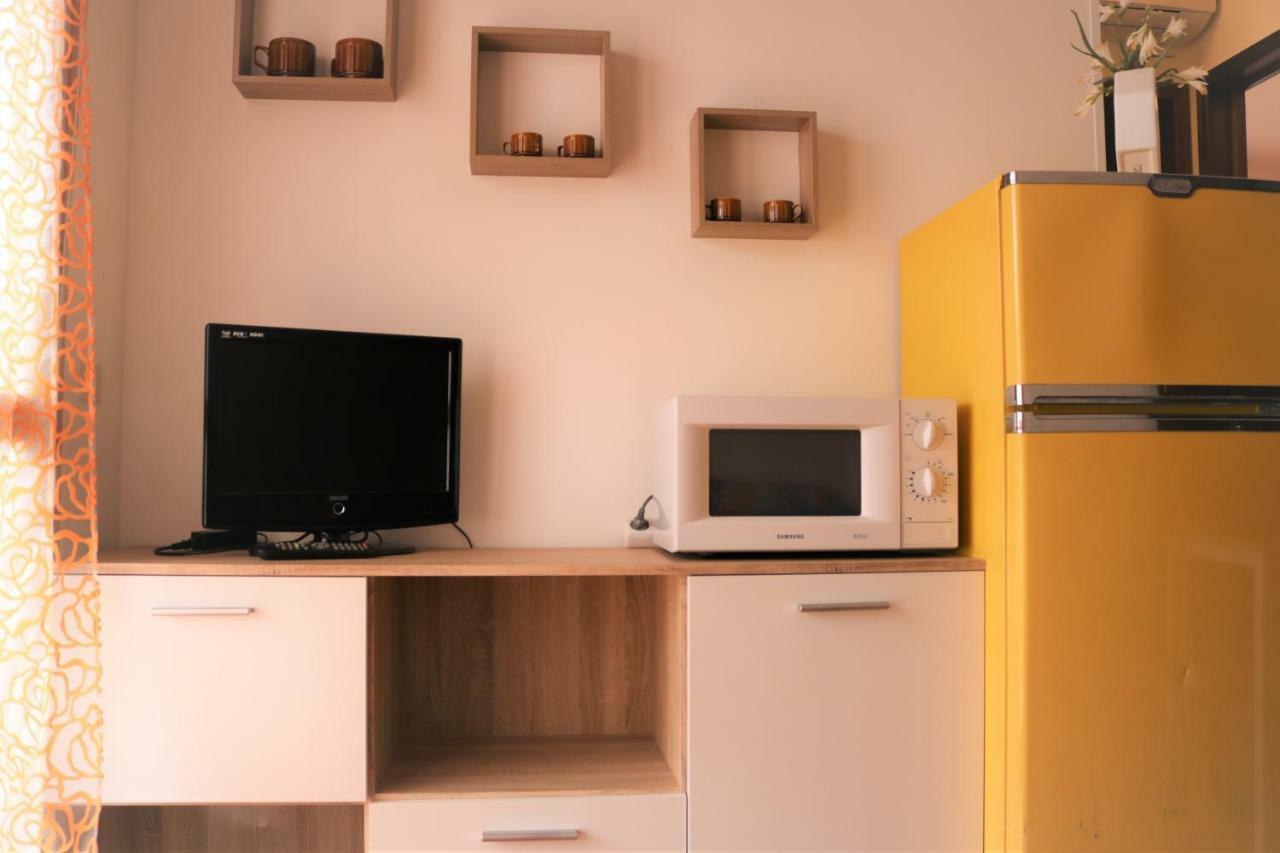 Condominio Sabrina 비비오네 외부 사진